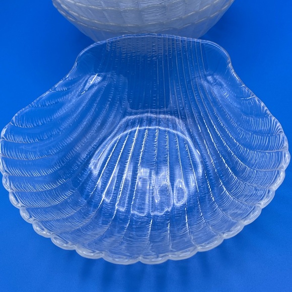 Set of 5 VTG clear glass clam scalloped snack candy bowls - Picture 2 of 6